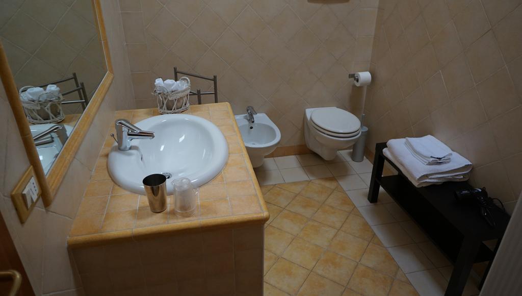 Hotel Agriturismo Fior Di Pesco Sommacampagna Exteriér fotografie