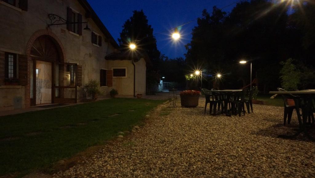 Hotel Agriturismo Fior Di Pesco Sommacampagna Exteriér fotografie