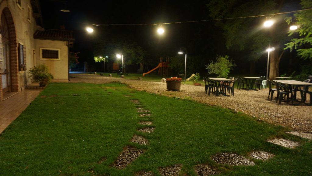 Hotel Agriturismo Fior Di Pesco Sommacampagna Exteriér fotografie